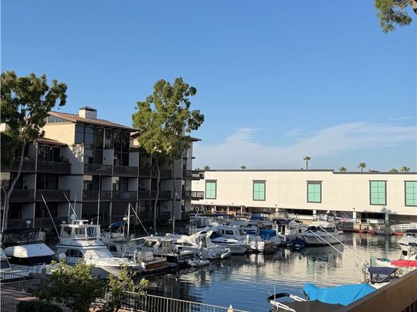 7215 Marina Pacifica Dr N