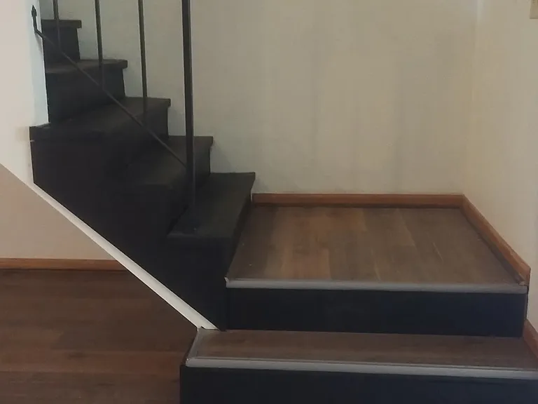 203 NE Churchill St — Photo 12