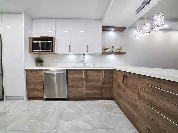 3rd image of 205 Wynford Dr #2103