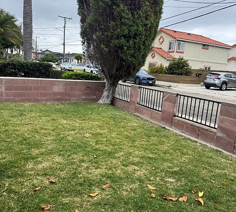 2nd image of 2111 Plant Ave