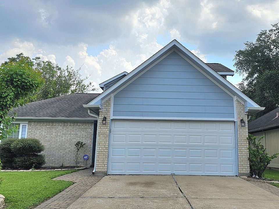 1st image of 10934 Kirkbrush Dr