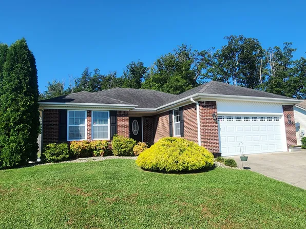 1029 Eagle Point Dr, Berea, KY 40403