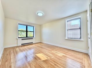 36-40 Bowne St #6E, Flushing, NY 11354