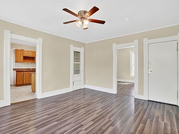 5th image of 658 Union St