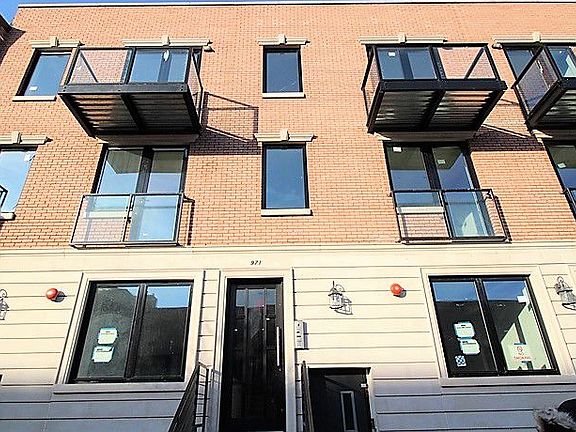 5th image of 969 Lafayette Ave #3