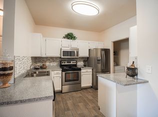 San Tropez Apartments, Las Vegas, NV 89113