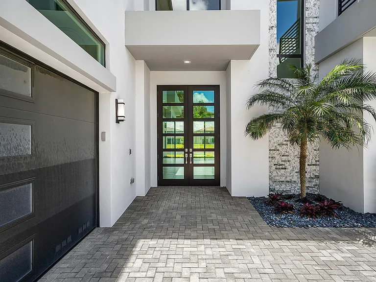 9516 Riverside Park Dr — Photo 80
