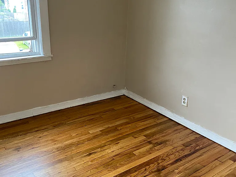 22-28 Acme Pl — Photo 8