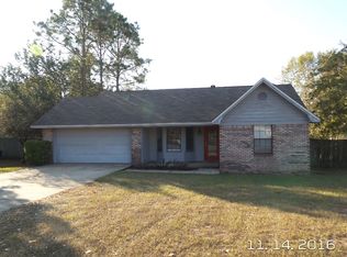814 Cloverview Dr, Crestview, FL 32536