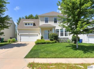 18930 B St, Omaha, NE 68130