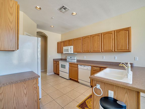 4th image of 16605 E Bayfield Dr Unit A
