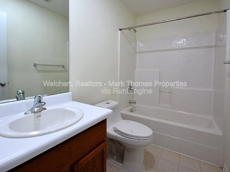 1326 Holly Grove Way — Photo 22