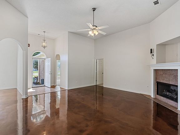 4th image of 3671 Haynes Rd