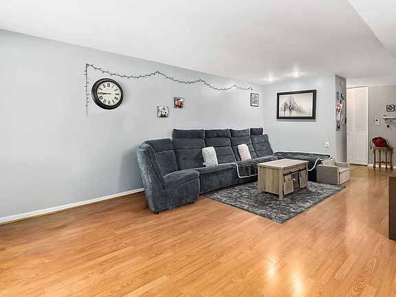 5th image of 5214 Galitz St APT 205