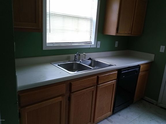 4th image of 3356 Seaton Dr