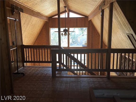 3rd image of 9675 Benedict Dr