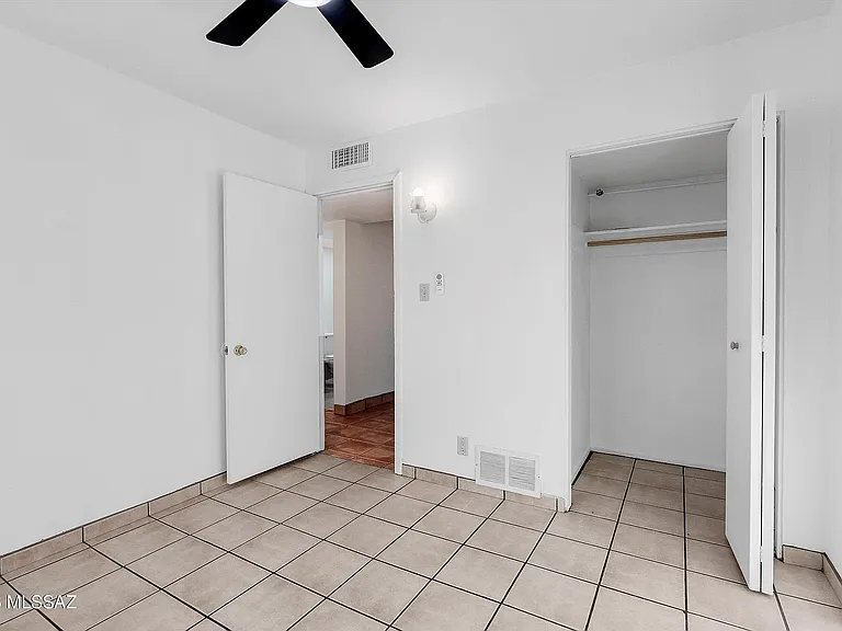 7931 E Malvern Pl — Photo 17