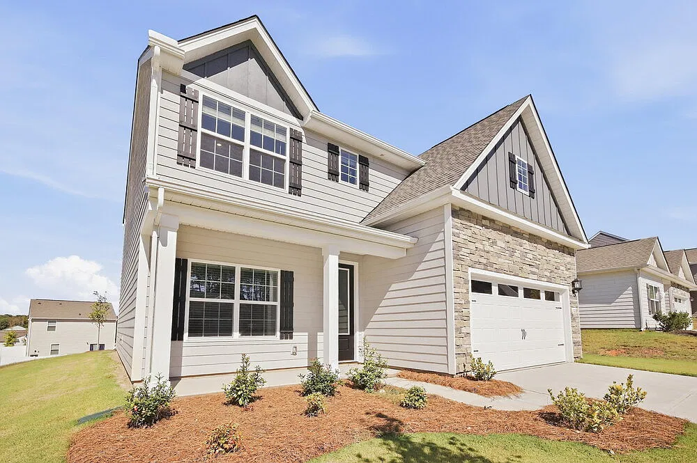 4 bed, 2.5 bath, 2384 sqft, $2,340 — Photo 4