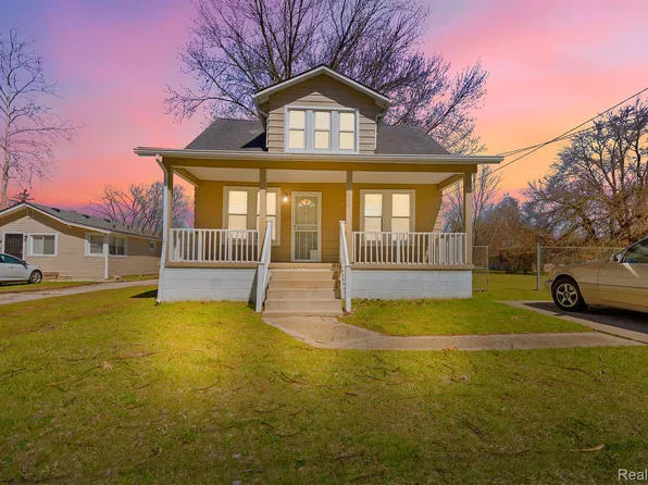 25940 Penn St, Inkster, MI 48141