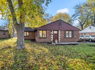 10007 Harnew Rd W, Oak Lawn, IL 60453