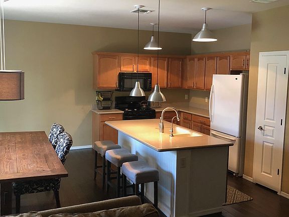 5th image of 8401 N Crested Quail Dr