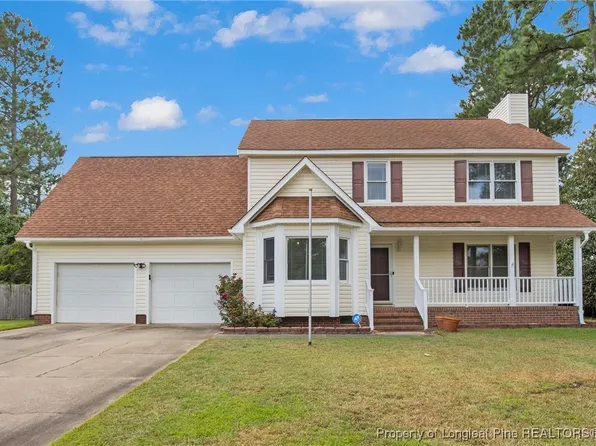 1968 Oakview Dr, Fayetteville, NC 28304