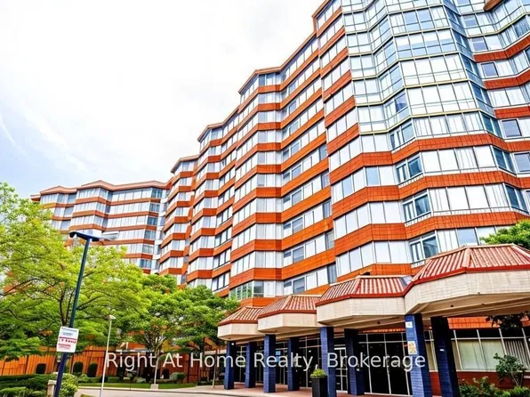 11753 Sheppard Ave E #1215, Toronto, ON M1B 5M3