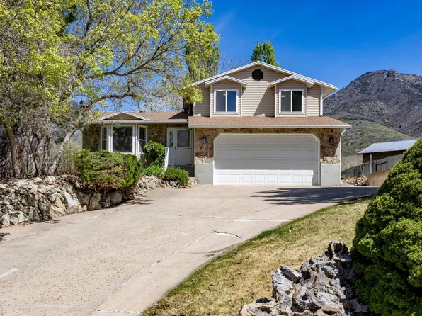 1320 N Winston Dr, Kaysville, UT 84037