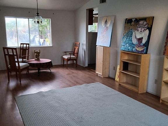 5th image of 455 Ashwood Ct