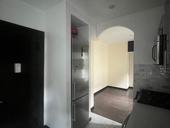 3rd image of 328 E 78th St APT 26