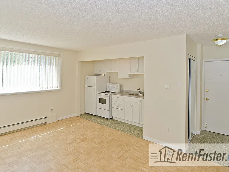 1162 Memorial Dr NW — Photo 11