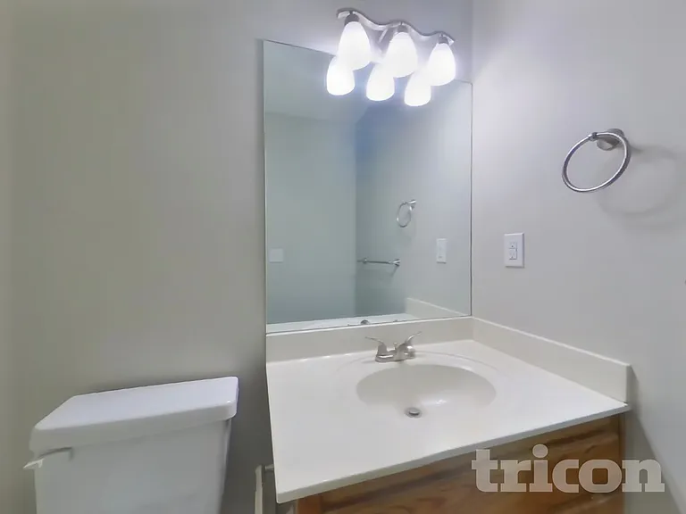 8835 NE 73rd Ct — Photo 13