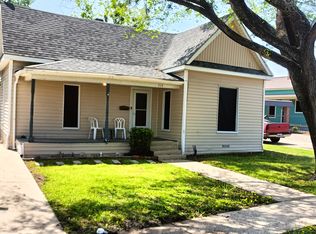 308 W 8th St, Ferris, TX 75125