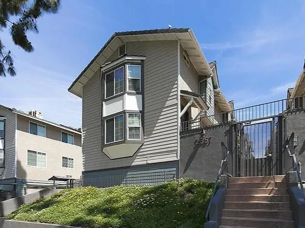 2357 Mira Vista Ave Unit A, Montrose, CA 91020