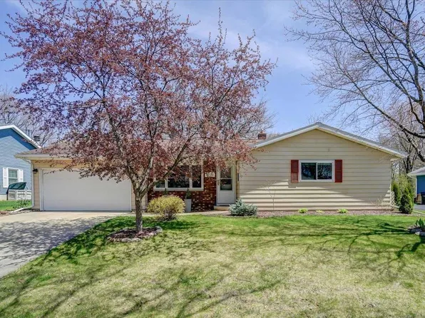 1925 Paso Roble Way, Madison, WI 53716