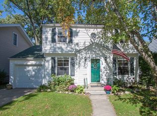 19 Woodward Heights Blvd, Pleasant Ridge, MI 48069