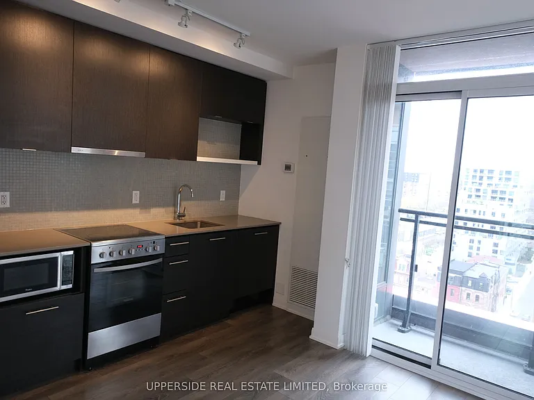 435 Richmond St W #1410 — Photo 5