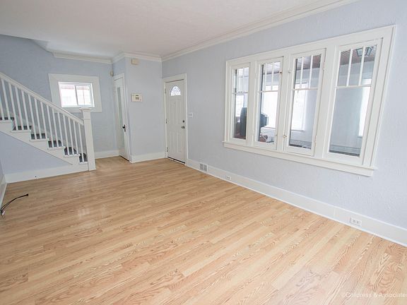 5th image of 1935 Willard Ave SE