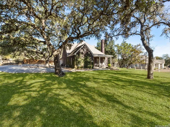 9833 Saxet, Boerne, TX 78006