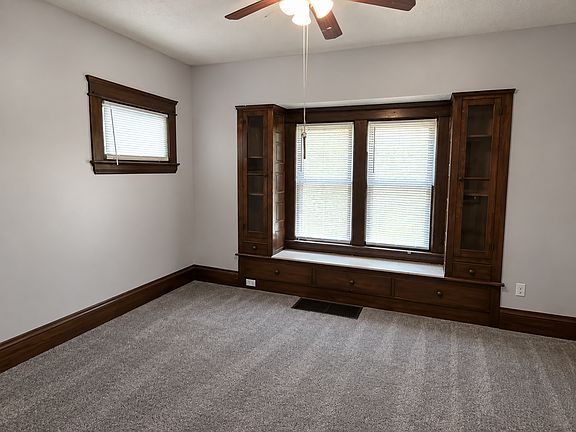 5th image of 2055 W 87th St