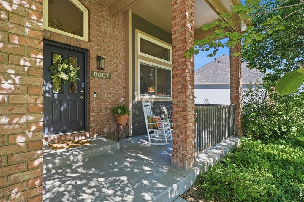 8007 Hillsboro Ct S