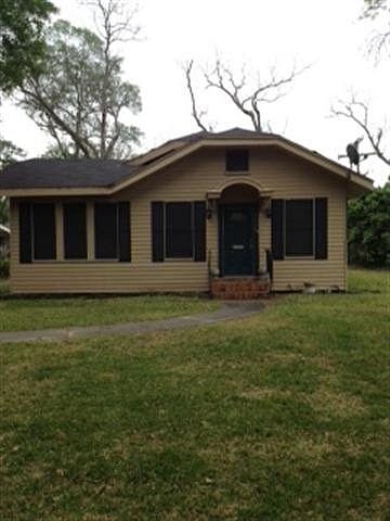 2nd image of 4520 Forest Dr