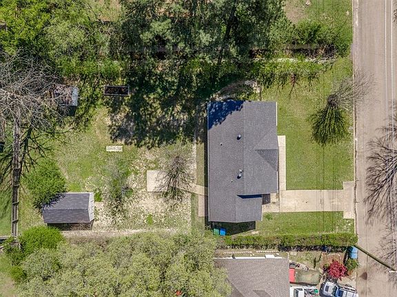 3rd image of 5626 Lamb Rd