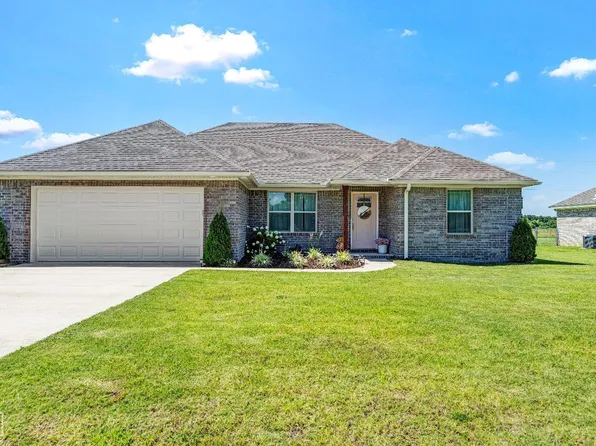 1903 Corbet St, Walnut Ridge, AR 72476