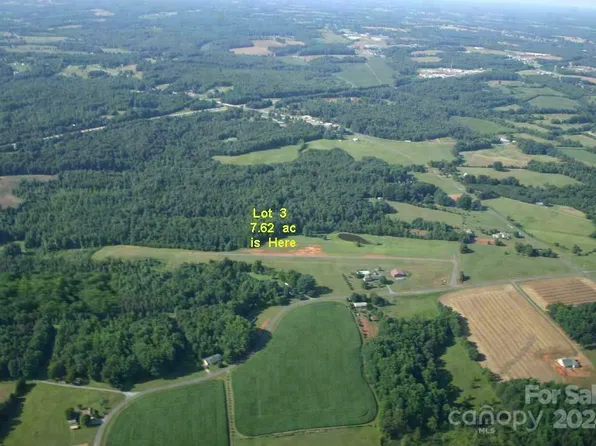 218 Hawks Trl, Mocksville, NC 27028