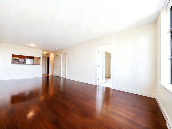 2nd image of 5380 Oben St #1106