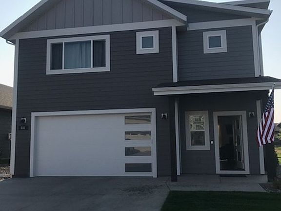 2nd image of 861 Jardine Ave