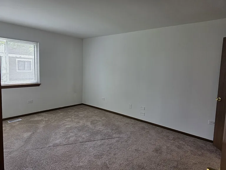 951 Glouchester Cir #0 — Photo 9
