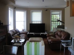 2427 W Hubbard St #2, Chicago, IL 60612