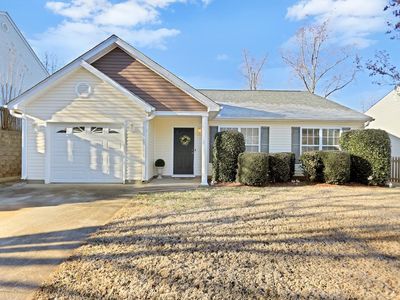 8 Red Shirt Ct, Greer, SC, 29651